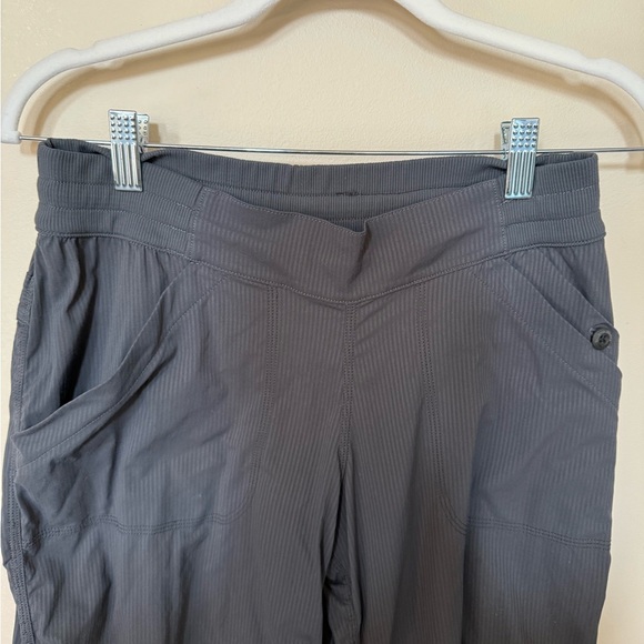 [6] Lululemon Unlined Studio Gray Capri’s - Picture 4 of 11